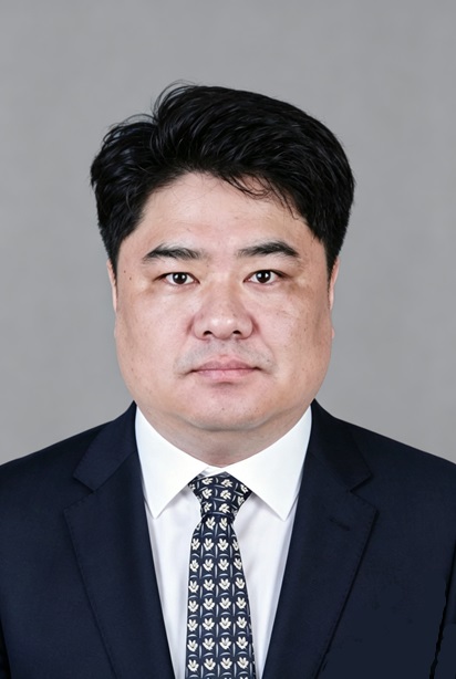 杨俊