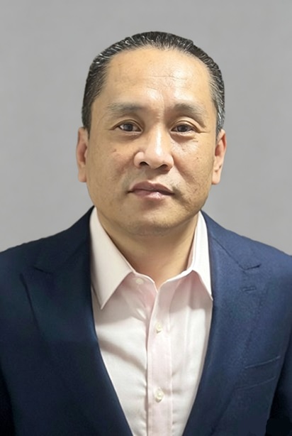 杨策
