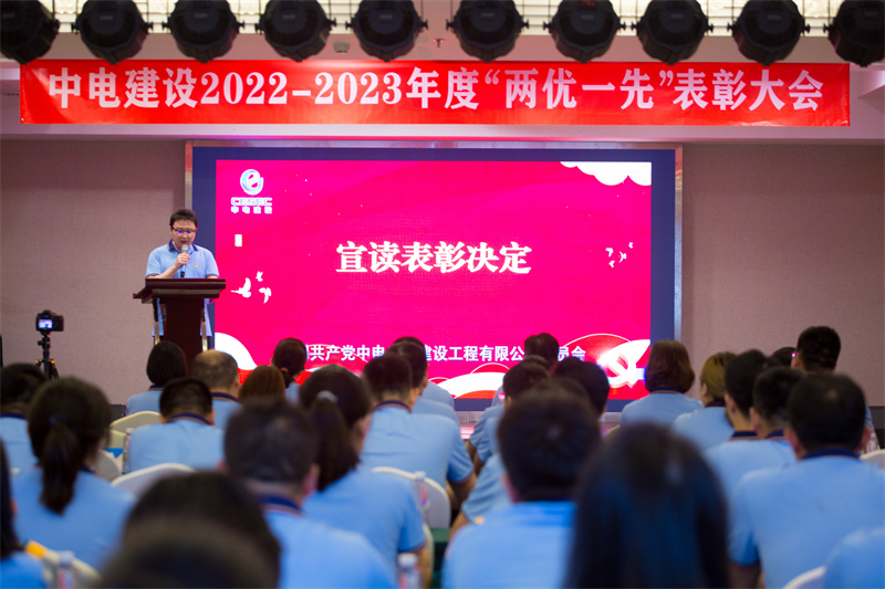 76f1a4e3bbf7ada641e989ced8596be2.jpg