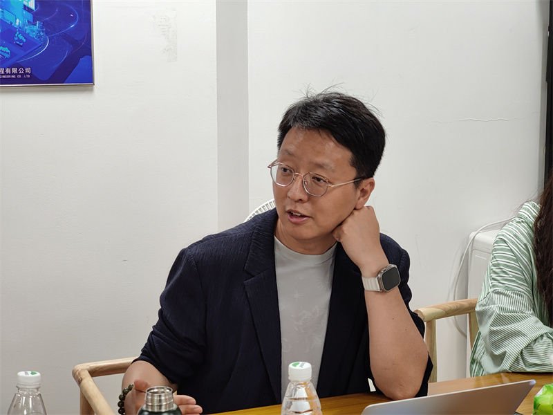 王福立.jpg
