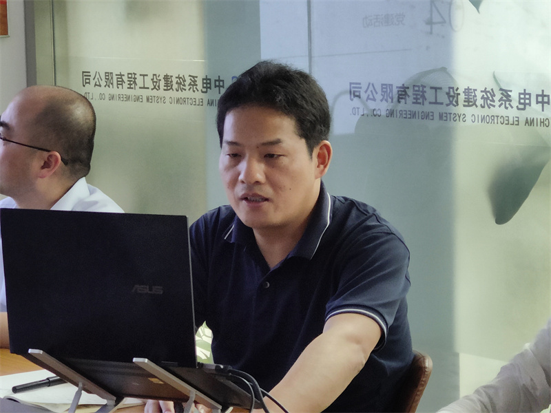 陈元伟.jpg