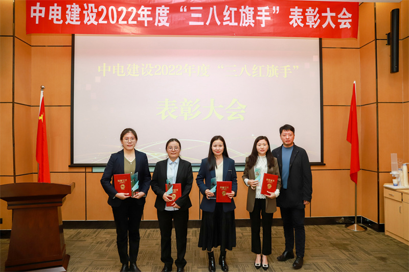 a77b229e8418ab2ed51ecb1de69d2e4c.jpg