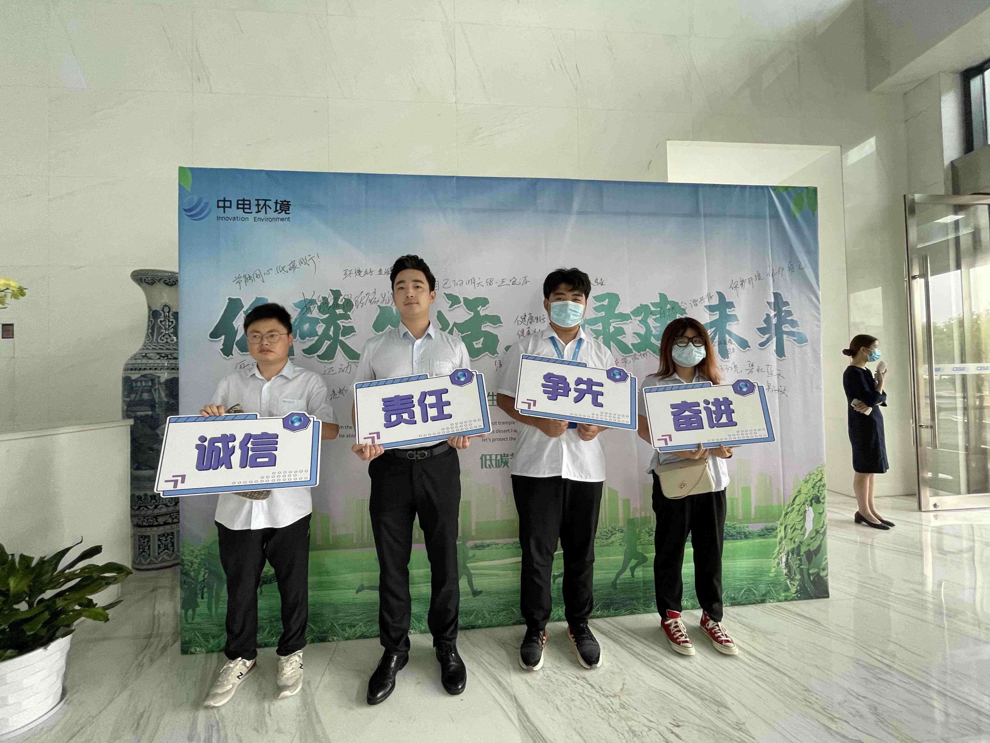 b3b7884fc99da081c87fc5cc2269f38c.JPG