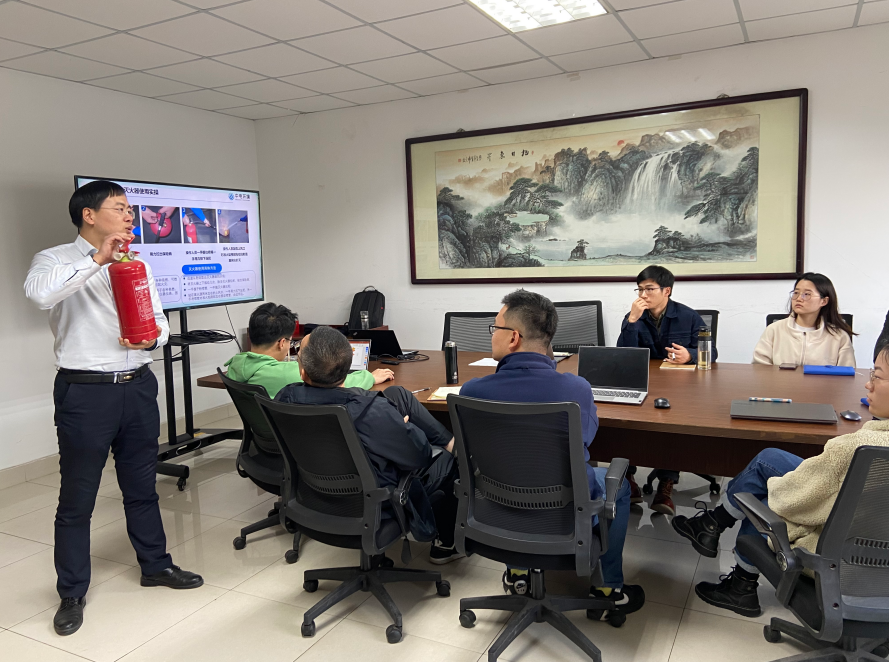 公司资讯 | 环境检测室EHS专题培训顺利开展