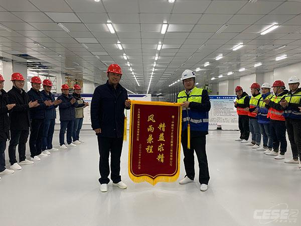 晶澳项目总经理李守卫与项目经理仲小庆.jpg