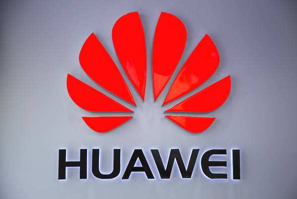 华为发布2018年财报：年收入首次突破1000亿美元