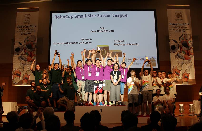 园区企业仙知机器人荣获足球机器人世界杯冠军