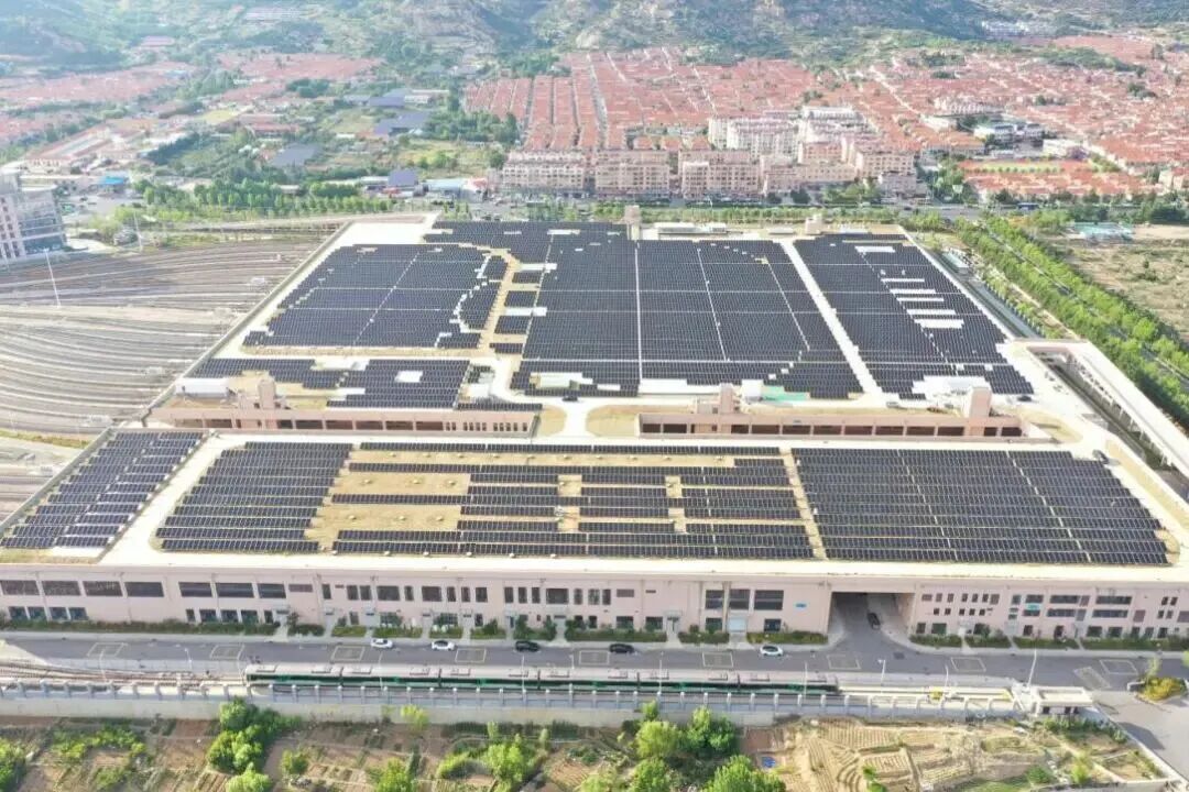 交能融合｜国家级典型案例的安全底座：CET中电技术方案落地青岛地铁“轨道+光伏”项目
