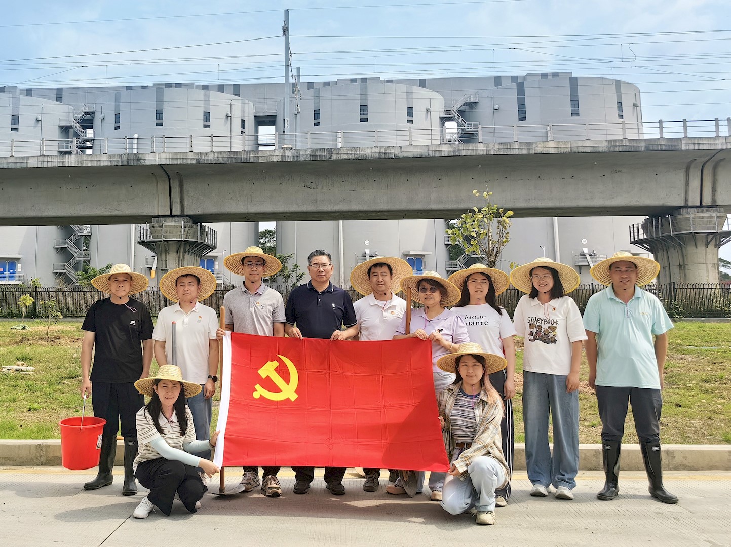 聚智共建实验室 同心守护粮油安——穗粮公司党支部与增粮公司党支部开展党建共建活动