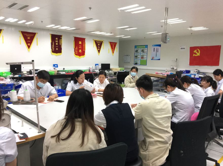 红色宣讲 头雁先行 ——广检集团广纺第三党支部开展支部书记讲党课活动