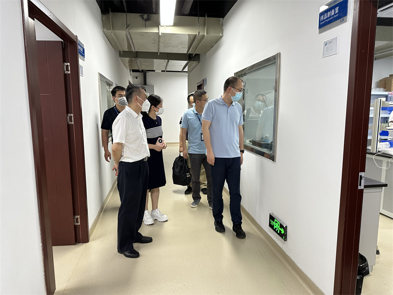 集团领导赴武汉公司开展安全生产检查调研