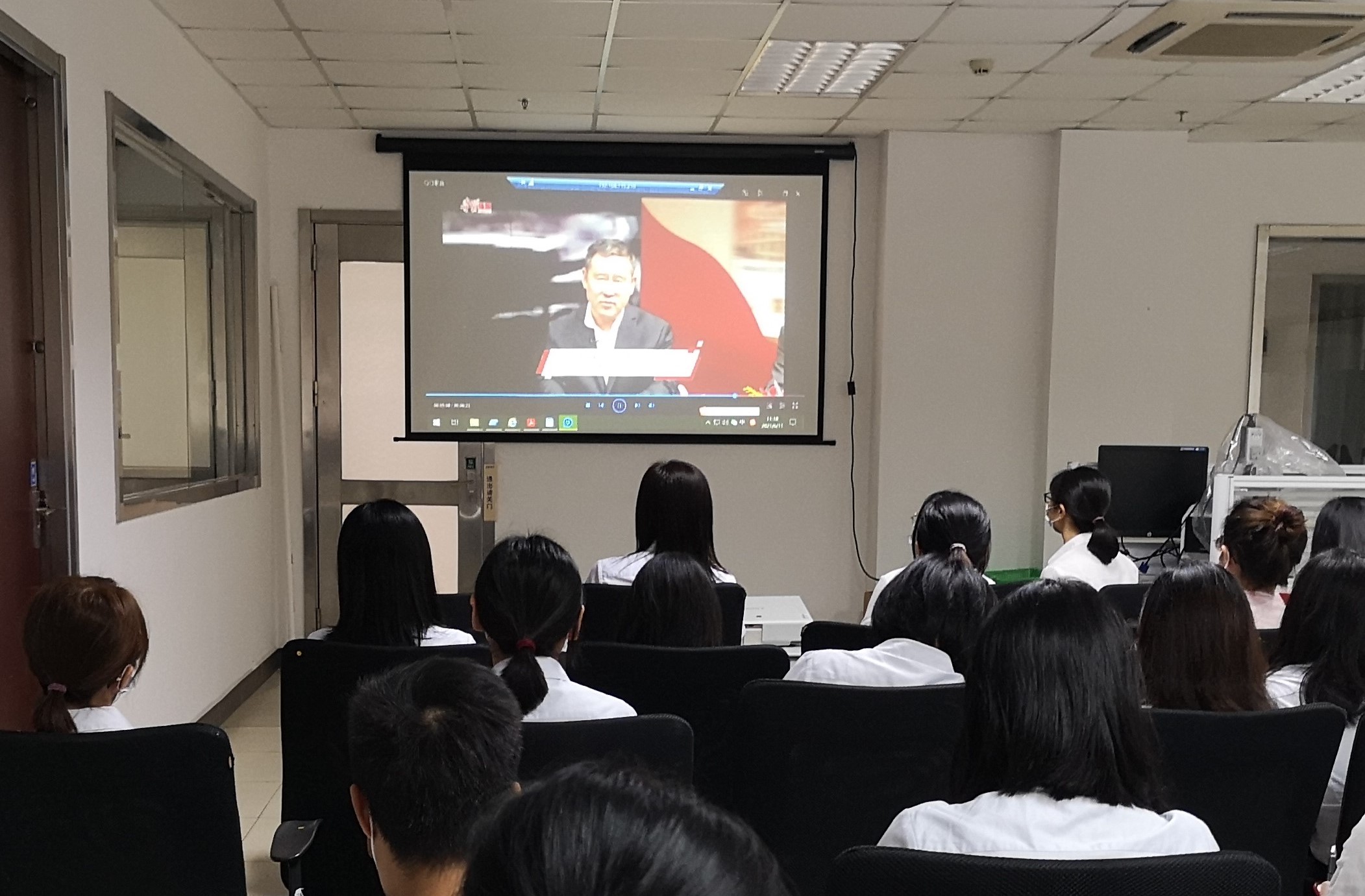 学史力行 团结抗疫 ——广检集团广纺第六党支部开展《习近平新时代中国特色社会主义思想学习问答》党史专题研讨