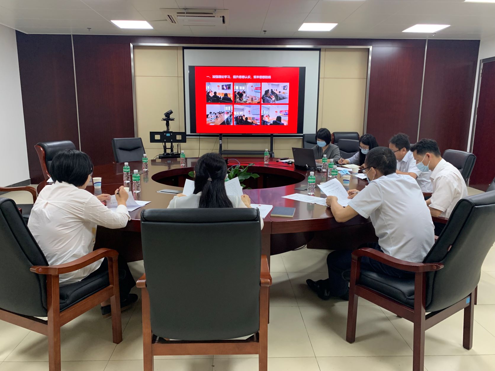 广检集团广纺临时纪委书记汪朝红对广技公司党支部开展意识形态工作调研