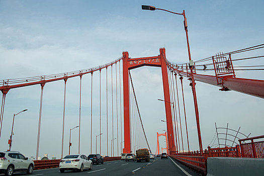 技术革新引领发展 | 广检工程检测中心主导完成广州空港会展中心复杂边界短索索力测试试验