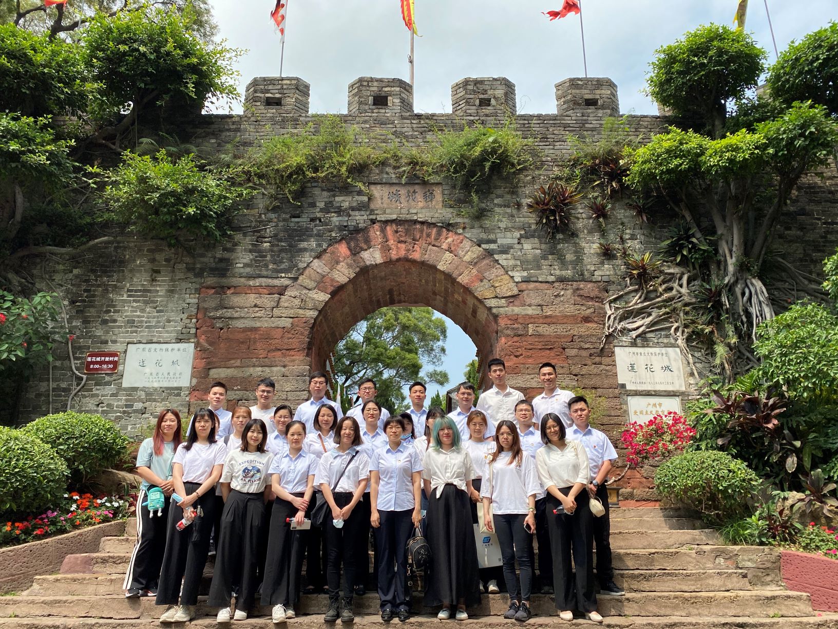 传承红色基因 弘扬爱国情怀