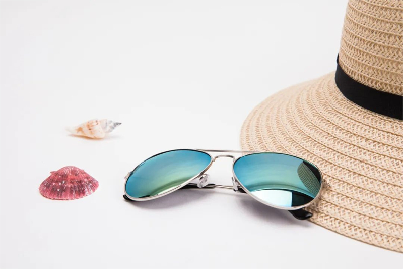夏日出行 | 偏光镜、太阳镜......到底怎么选