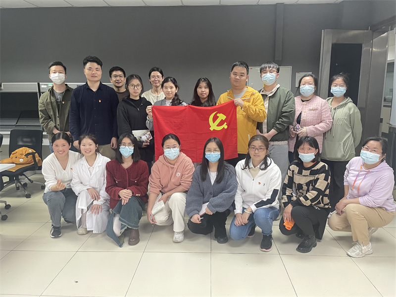 联动“光”合力  融合促发展——广检集团广纺第二党支部与广纺第四党支部联合开展主题党日活动