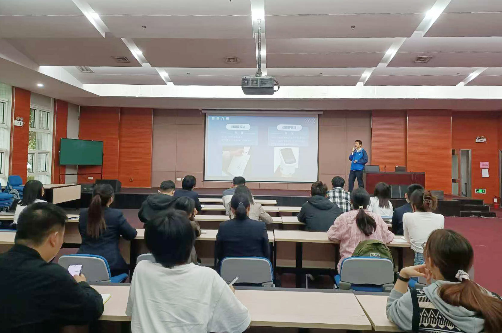 “智”取AI  探索未来  广纺院/广纺公司顺利开展2024年在岗职工深蓝培训暨广纺团总支青年培训研讨活动