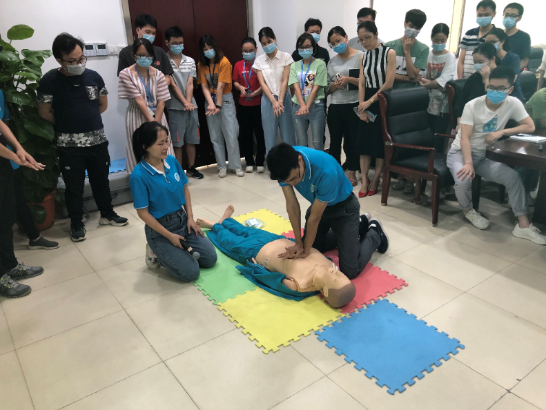 广科院/广科公司开展急救基础知识综合培训